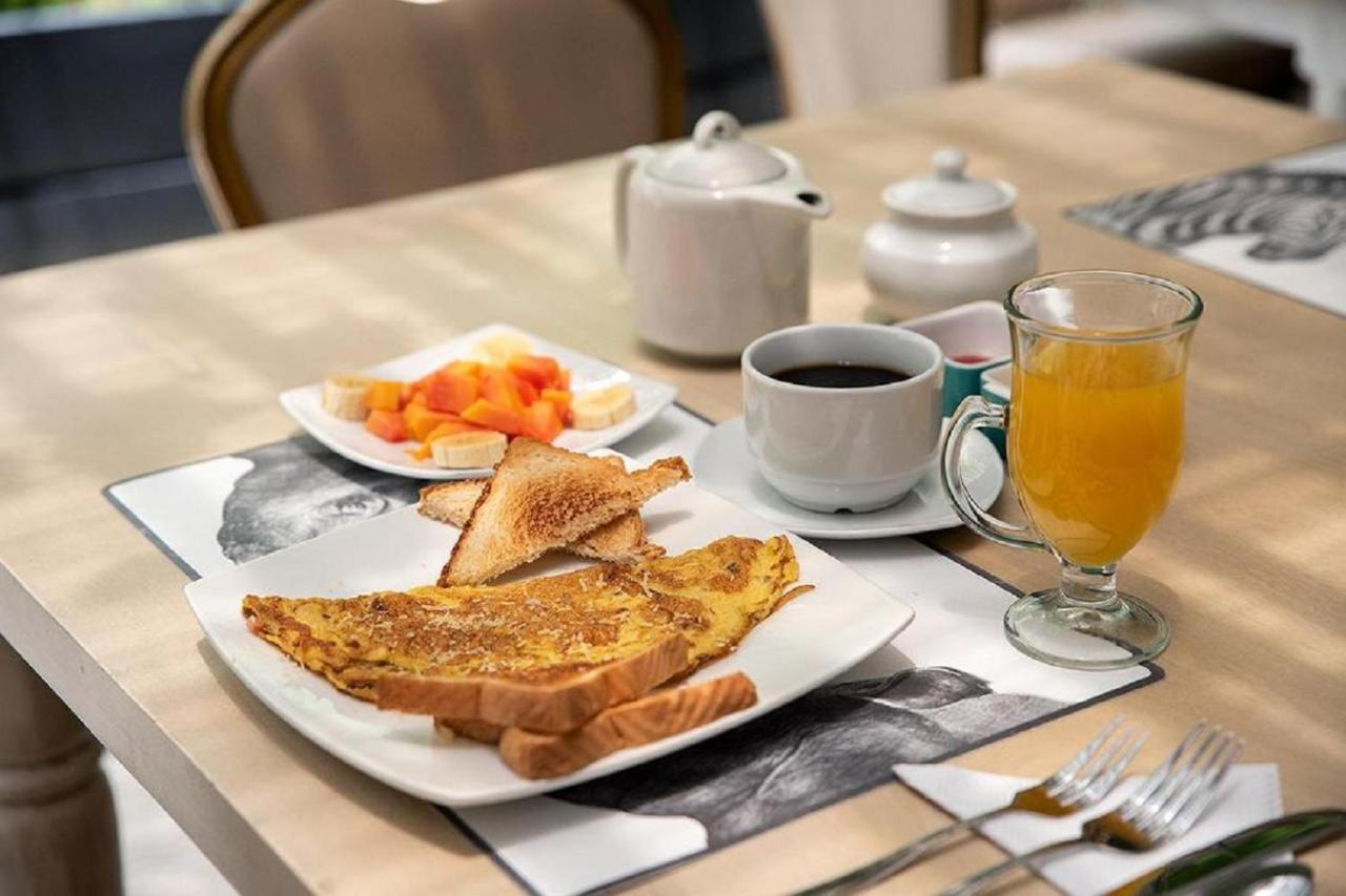 Ayenda 1080 Bogota Alpes Castellana Bed & Breakfast エクステリア 写真